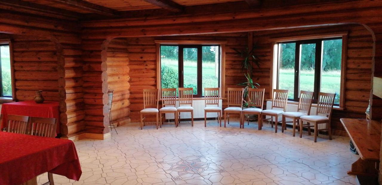 Lielkaibeni Hotell Vecpiebalga Exteriör bild