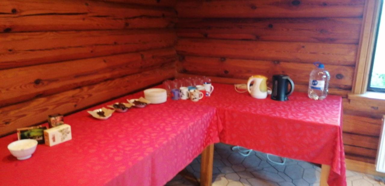 Lielkaibeni Hotell Vecpiebalga Exteriör bild