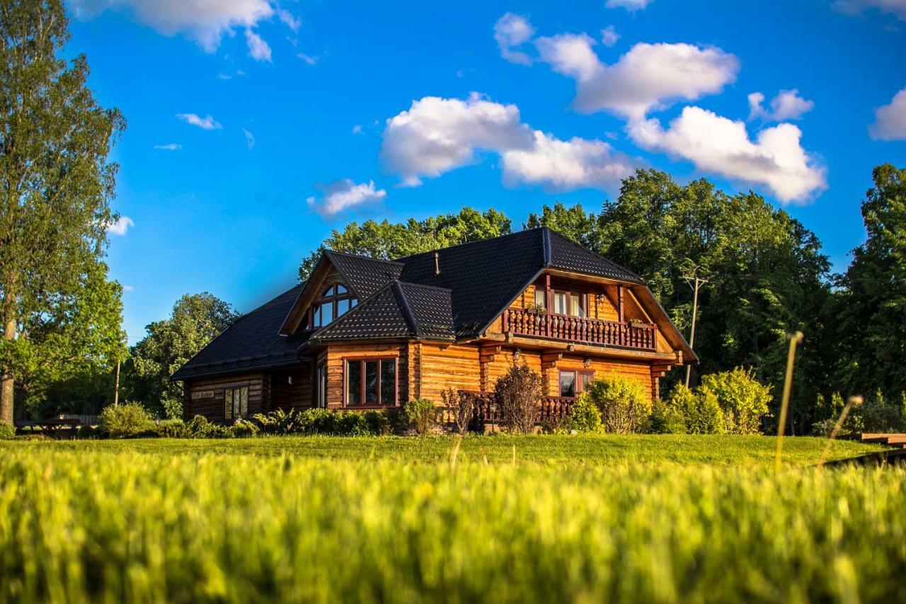 Lielkaibeni Hotell Vecpiebalga Exteriör bild
